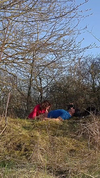 Detrás de escena de milf Julia North follada anal al aire libre en el Gran Cañón de Praga