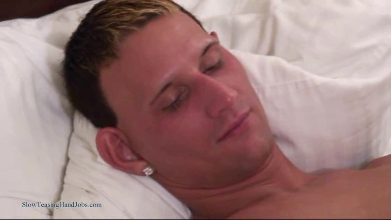 Wet Dream Men: Valentino - elle muamele