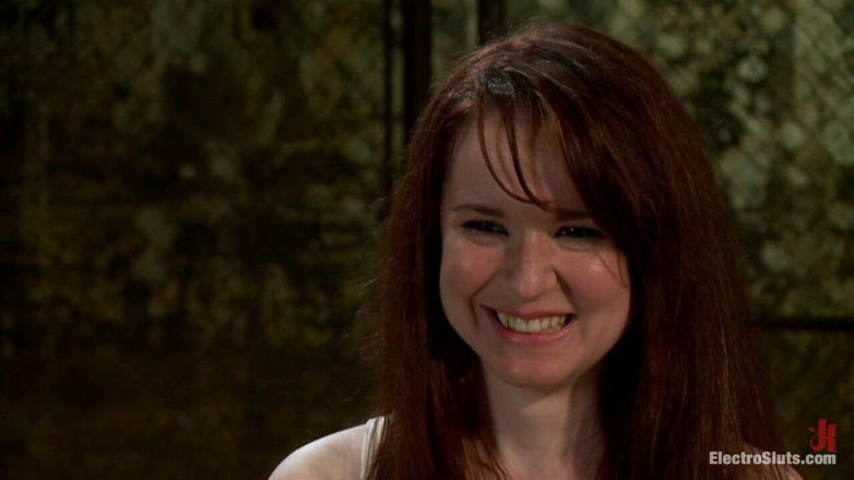 Electrosluts by Kink: Annabelle Experiences the Power of Copper