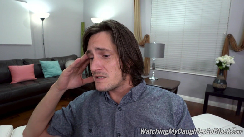 Watching My Daughter Go Black: Alice pink fa sesso anale con il bbc del poliziotto...