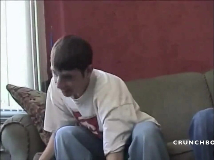 Latino Fucker: Two Sexy Latinos Straigths Boys Have Fun
