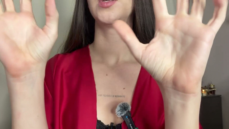 Skinny_lady69: ASMRのゆっくりとした手の動きで、ストレスや不安を取り除く