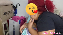 Gordita Culo Rico: Tôi thấy mẹ kế của tôi nằm xuống và bắt đầu...