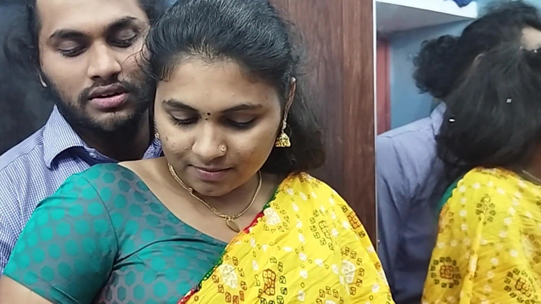 Vaishnavysharunraj: Kerala Girl Half Saree Removal and Boobs Suck Hot Romance