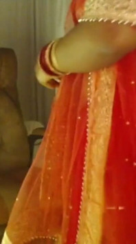 Hot Indian Big Boobs Girl Nude Show.
