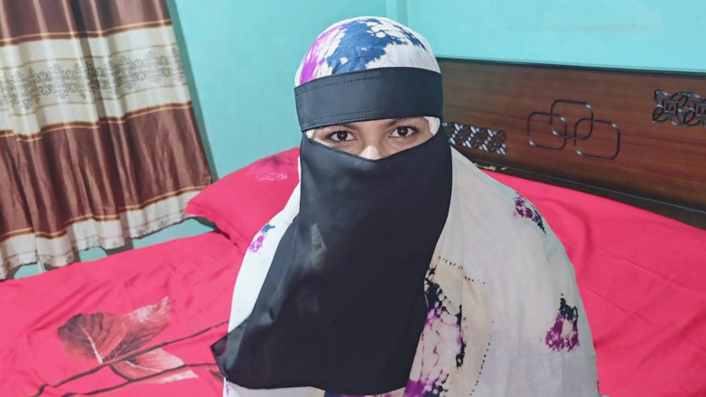 Banglavabi: Aunty Gave Me Her Pink Pussy to Fuck, Oops