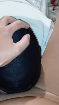 Tři sestry mají špinavý sex v nemocniční odpočinkové místnosti