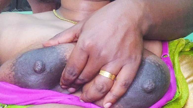 Desi Mohini: Une bhabhi à super nichons trompe son mari