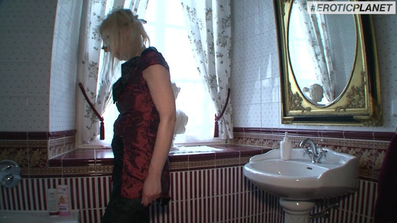 Absolute BDSM: The ordered slave - German BDSM movie