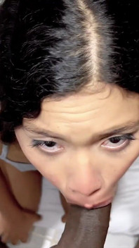 สาวหีเด็ดนางฟ้าวัยใสดูดควยเก่งเพื่อให้โดนเย็ด