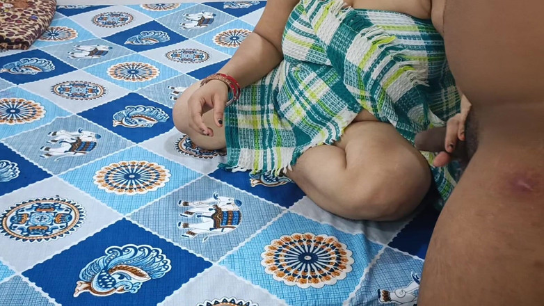 Catchybusty: Indianka chce 8-calowego kutasa, zanim przyjdzie jej mąż
