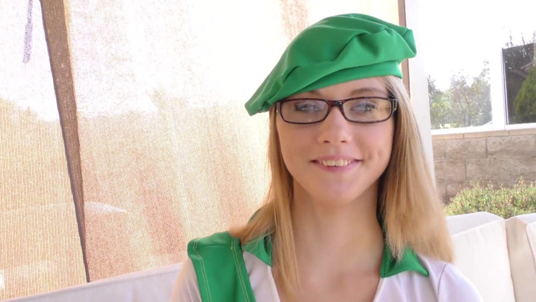 Perv Milfs n Teens: Hannah Hays Is Just A Horny Slut In A Cute...