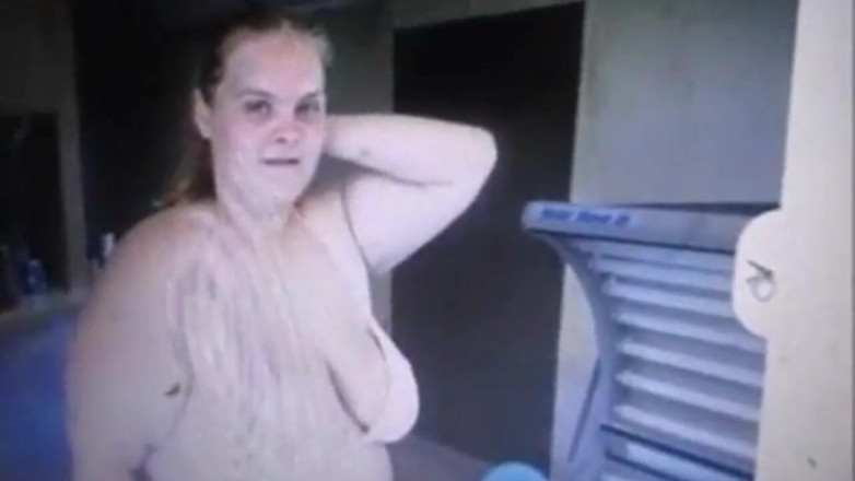 Fat House Wife: Dona de casa gostosa real online se encontram chupando e...