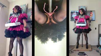 Sissy Candy: Sissy-zimmermädchen mit ihrem serviertablett reitet ihren dildostand