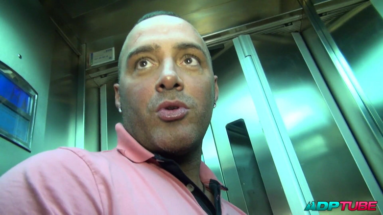 ADP Tube: क्यूबा फिलिपिनो और उसकी छोटी चूत fucks