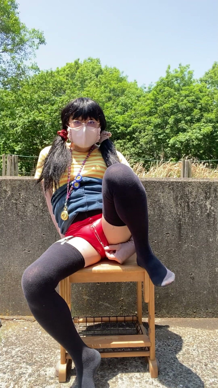 megu2002: No. 228 Peeing in Split-crotch Shorts