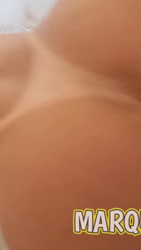 Memek tante super semok ini dicrot di dalam pagi-pagi