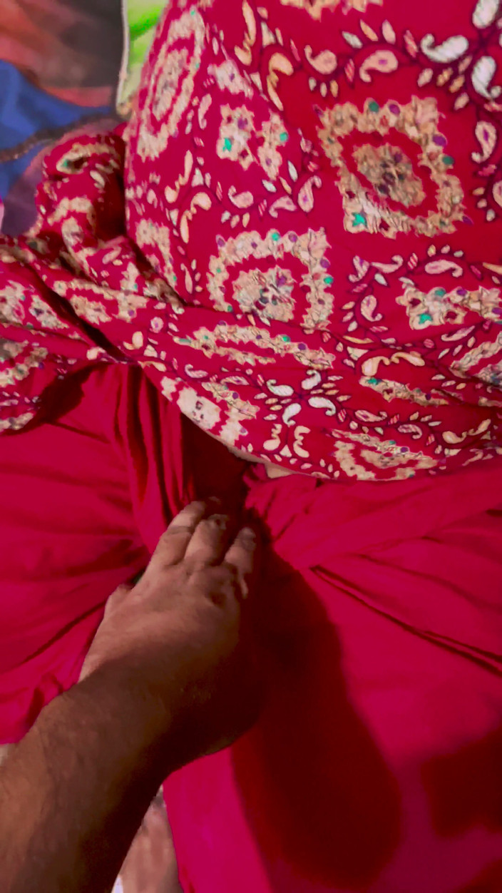 taslima81: Bhabhi Gulshan Sewa Bangla Seks Bhabhi Berpantat Besar D Bhabhi...