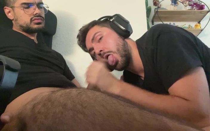 Nenes gaymers: Boy Sucking Big Fat Cock Cumshot