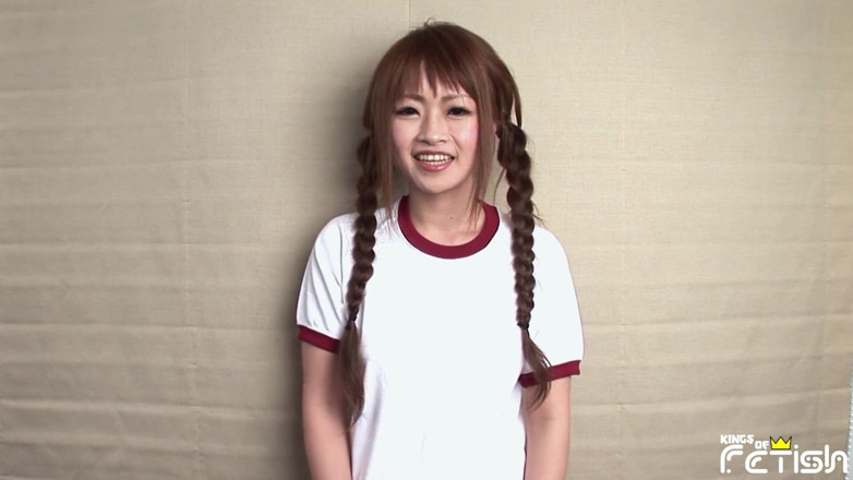 Pure Japanese adult video ( JAV): Un uomo arrapato attacca vari giocattoli per adulti in una...
