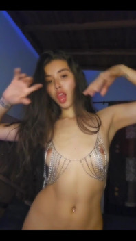 Sharon Deluxe