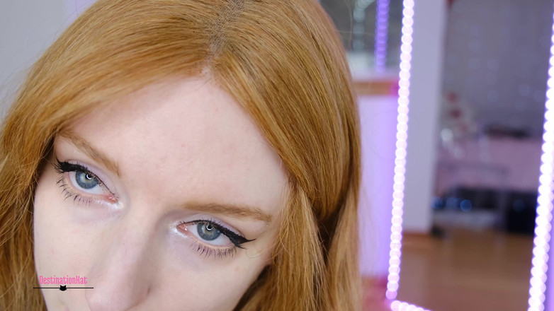 Destination Kat: Giáo viên có thai hứng tình