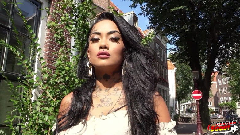 German Scout: German Scout - tatuada latina bibi diamond pickup para foder