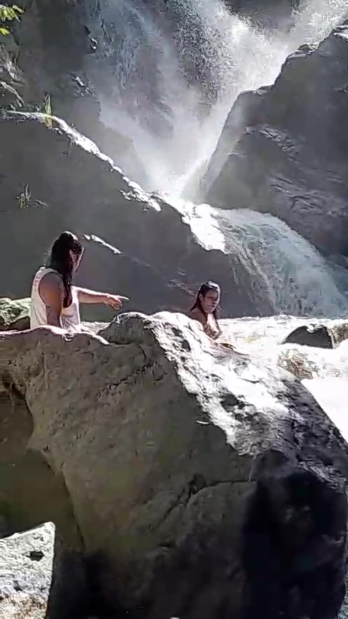 Leona AndJazzlin: Sexy Paar Nackte Masturbation, Harte Schlampe