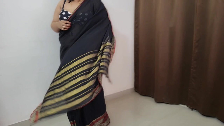 Hot Pavitra: Ui Amma现在在心情书展这么多