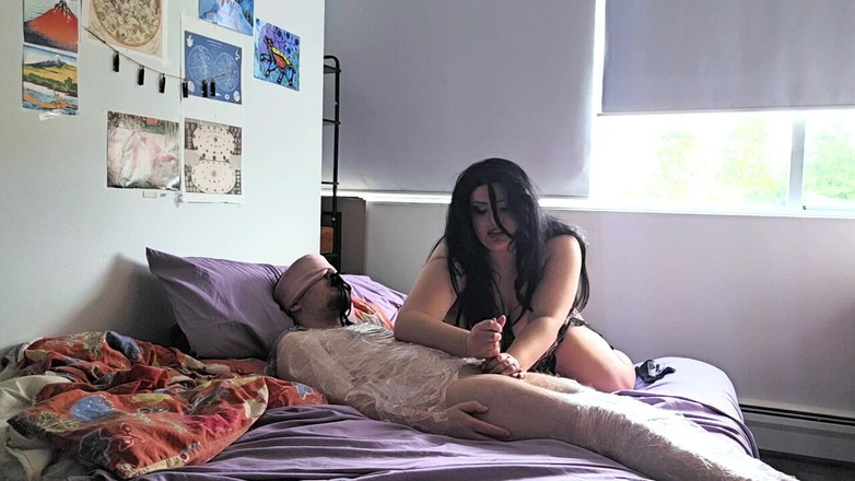 MyPrejacBoyfriend: Zmumifikowana po orgazmie!