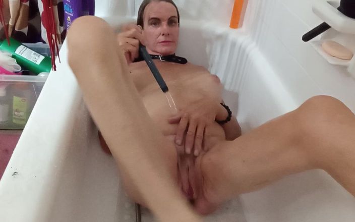 Lizzy Yum: Lizzy Mniam Sd maj 2025 Masturbacja Rozszerzanie kąpieli obrzeża Amator, Duże...