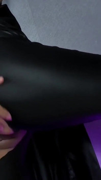 Dildo W Cipce Głęboko W Dół