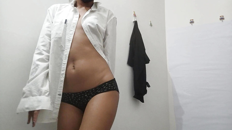 desigirl93: Gadis imut india dengan tubuh mungil