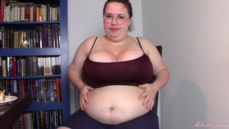Melonie Kares: Oblivious fatty