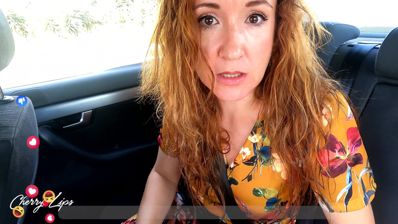 Cherry Lips: Model influencer forgets to disconnect stream and masturbates live in...