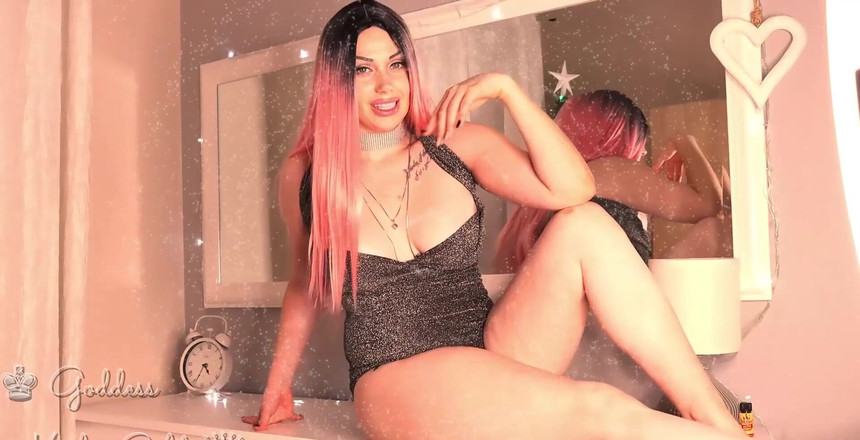 Goddess Misha Goldy: Penagih Seperti anda layak sesi melancap yang menyedihkan dan menjijikkan....