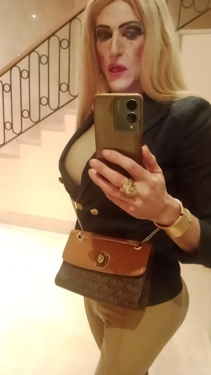 Tatiana Zorrita: Lämnar 3