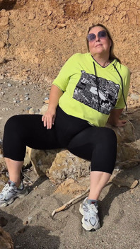 Esposa cachonda se masturba en la playa