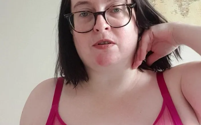 Littlevixen: JOI Naughty Wife Telling You How to Play