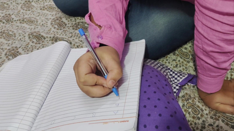 Rubina Gup: Cikgu berkongkek dengan pelajar video seks hindi,