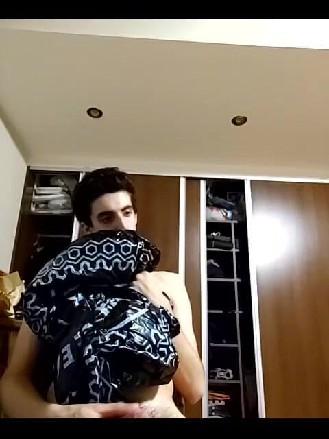 Floatie Boy: Sledujte, jak kouřím nafukovací čluny a hraji s nimi, dokud se...