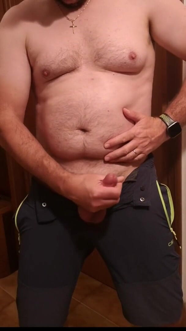 Cicci77: Cicci77 se ho chystá dostat z domu, ale jeho penis...