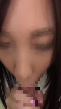 Yukina Shiraishi - First Creampie: the Warm Dripping Cum
