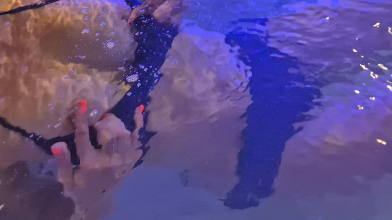 chodasse13: Sesja w jacuzzi