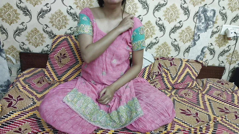 Saarabhabhi6: ヒンディー語で自家製ハードコアセックスビデオ