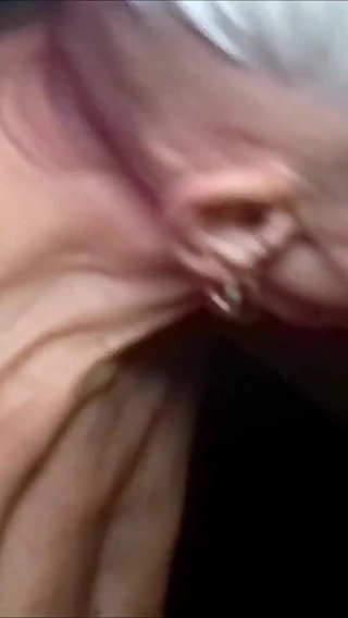 CoraBitch: Corabitch Blow in Porncinema in Barcelona