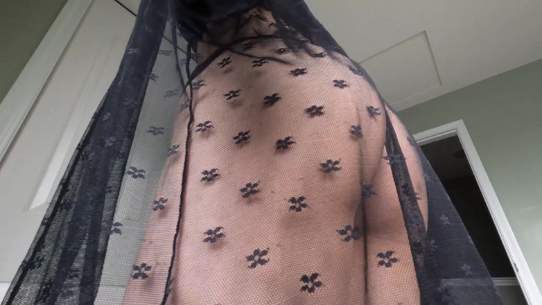 Mistress Mel: Ik pronk een beetje met mijn kont