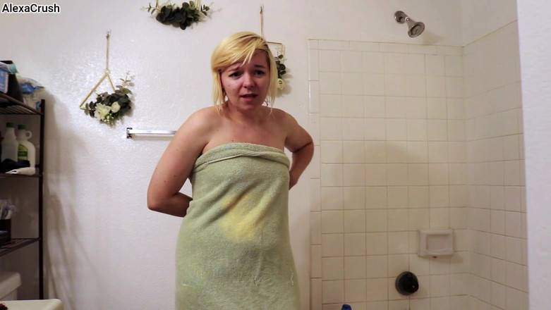 AlexaCrush: Enf在淋浴