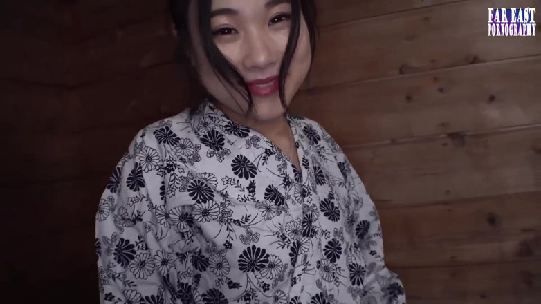 Far East pornography: Holá nip procházka Kde přeplněné oči zažehnou žhavý, těsný vrchol její...