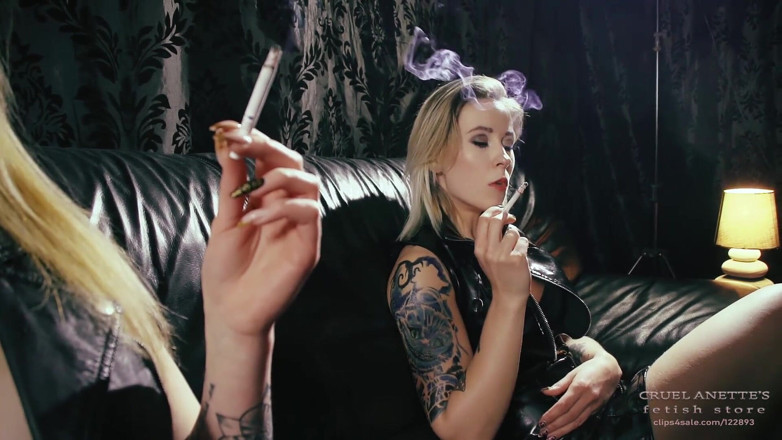 Cruel Anettes fetish world: Comedor de cigarro esfumaçado
